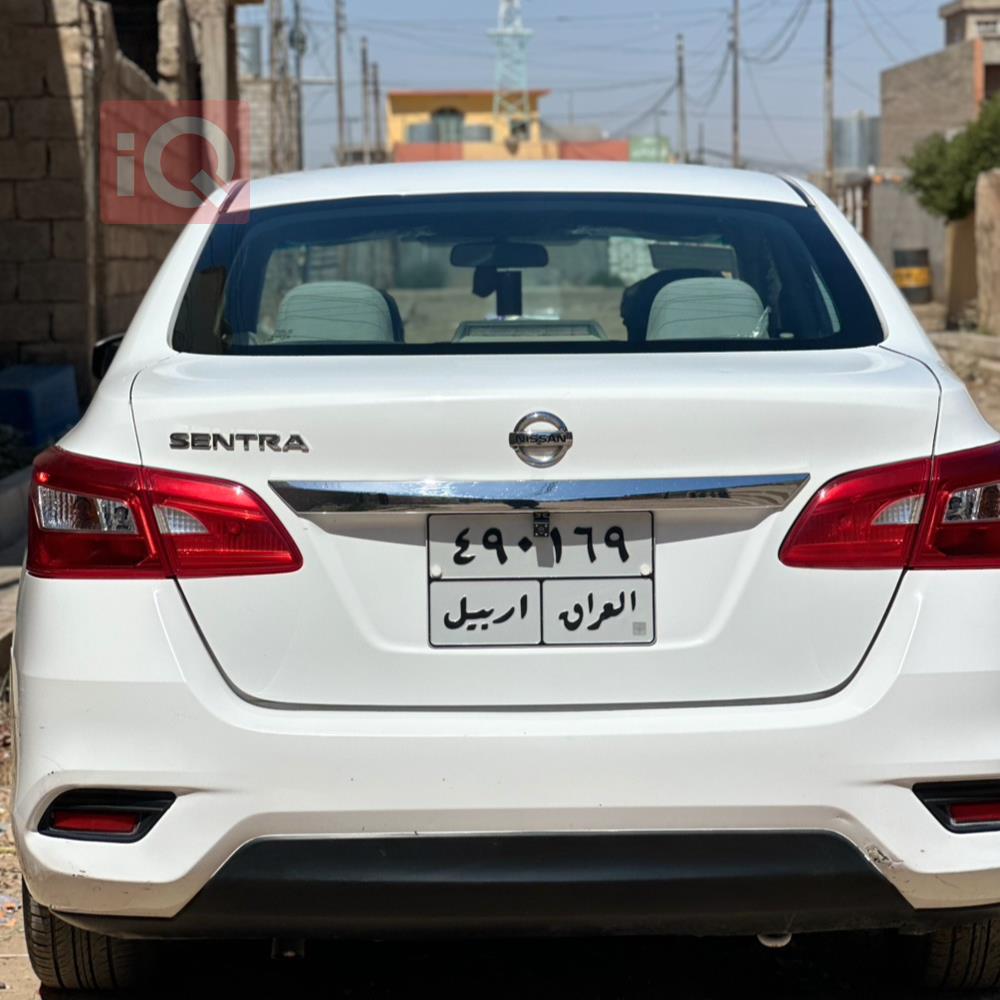 نیسان سێنترا